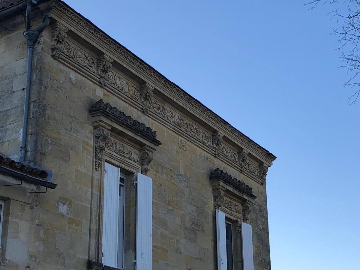Le Numero 15 Saint-Seurin-sur-l'Isle ภายนอก รูปภาพ